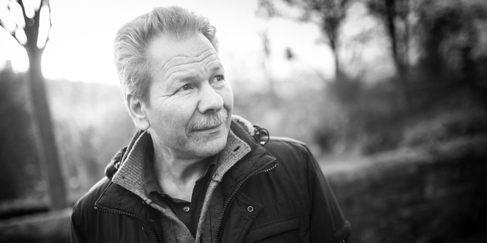 Author Farag Bayrakdar